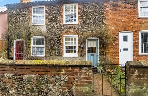 Wenhaston House | September Cottage
