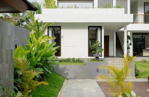 Melayang House | September Ends Villa Ubud