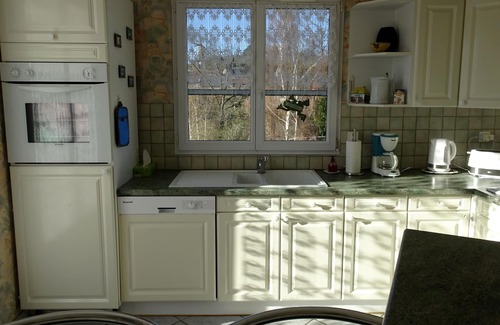 Aydat Villa | September/October in AYDAT comfortable house for 4 people, Auvergne volcanoes