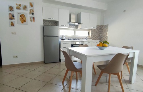 Mondragone Apartment | Serao House, apartment on the 2nd floor in the center