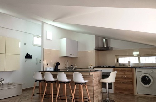 Mondragone Apartment | Serao House, Appartamento 3 Piano, in Centro