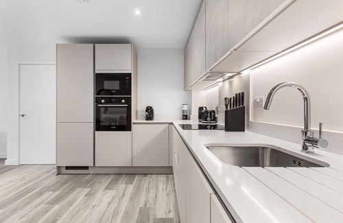Barnhill Apartment | SERCASA - Wembley Park - London