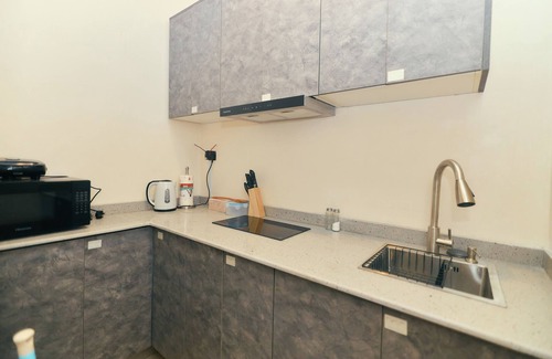 Jabi Apartment | Serene 1-bedroom apartment in Abuja with AC, WiFi and 24/7 power supply