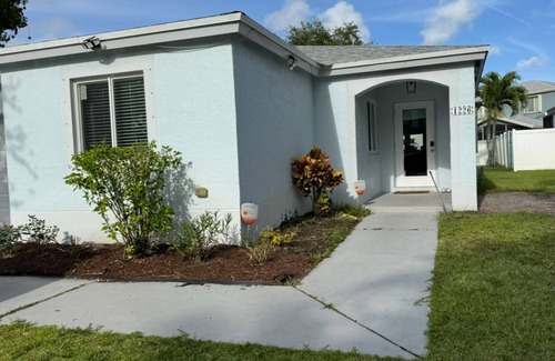 Deerfield Beach House | Serene 4-Bedroom Retreat in Gated Community with Resort-Style Amenities