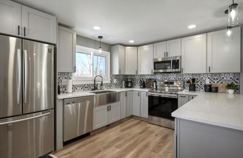 Highlands House | Serene 4-Bedroom Getaway in Arvada! Pet-friendly!