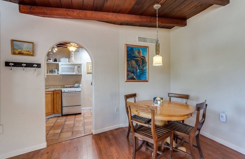 Tucson House | Serene and Charming, Private, Immaculate, Central, 2/1.5 Back yard and Pool