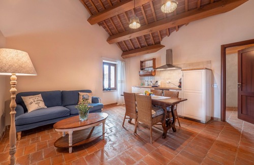 Mombaroccio Apartment | Serene Apartment with Pool