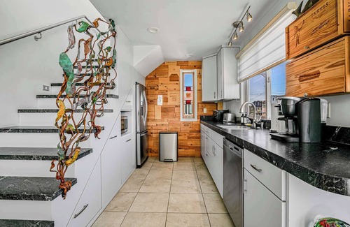 Carlsbad Apartment | Serene Beach Retreat w/Ocean Views