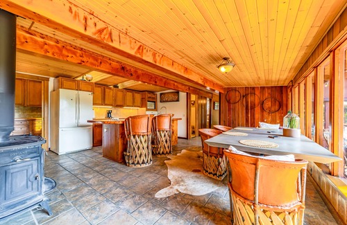 Salyer House | Serene cabin with large deck, woodstoves & trail to river beach - dog-friendly