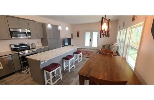 Franklinton Cottage | Serene Cottage & Wooded Retreat w Huge Porch!