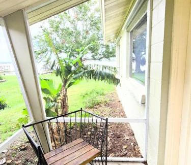 Winter Haven House | Serene, Cozy, Lakefront home