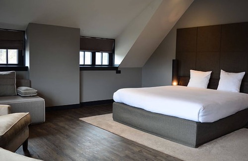 Municipality of Wassenaar Hotel | Serene Family Getaway w/breakfast | Dunes & Beach nearby | Scenic outdoor