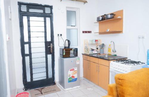 Riruta Bed & Breakfast | Serene Getaway Studio Along Ngong road-Nairobi,Kenya