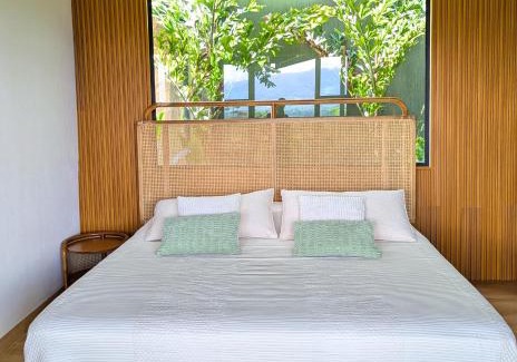 Monterrey Cabin | Serene Hills
