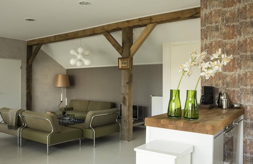 Haaksbergen House | Serene Holiday Home in Haaksbergen with Hottub