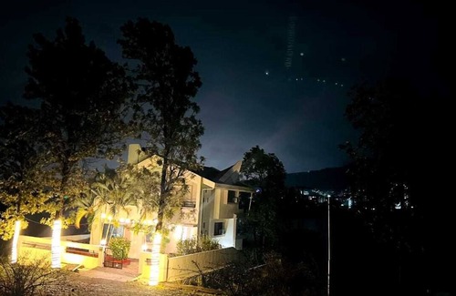 Talegaon Dabhade Hotel | Serene Lake Castle
