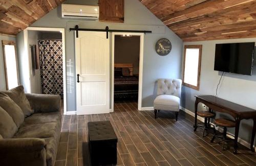 Marion House | Serene Loft Cabin with Outdoor Grill and Fire Pit in Creal Springs, Illinois