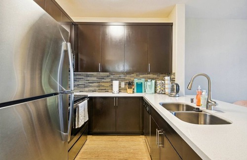Del Rey Apartment | Serene Marina Del Rey Retreat,Free Parking,Pool
