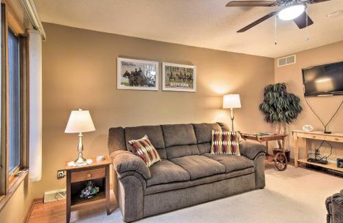 Orchard Park Apartment | Serene Orchard Park Apartment Large Yard and Patio!
