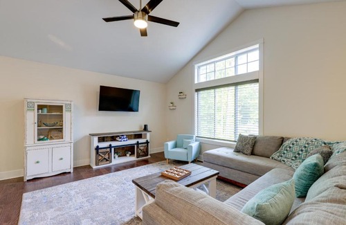 Pentwater House | Serene Pentwater Getaway with Yard Near Lakes