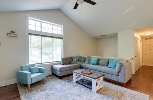 Pentwater House | Serene Pentwater Getaway with Yard Near Lakes
