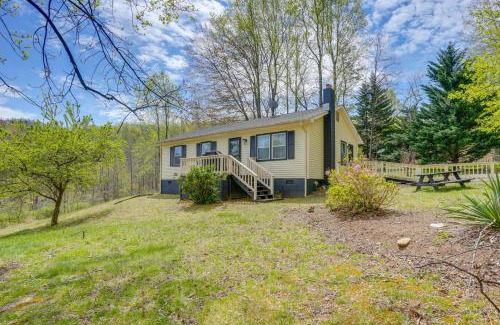 Roseland House | Serene Roseland Retreat Near Wintergreen Resort!