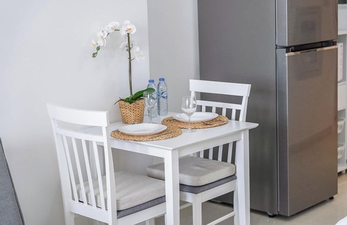 Al Hamra Village Apartment | Serene Studio Sea View Brand New Listing