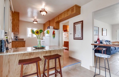 Ocean Beach Cottage | Serenity at Sunset Cliffs - 1 bedroom cottage 1 block from Sunset Cliffs