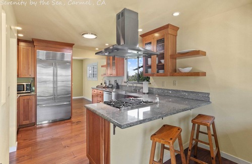 Hatton Fields House | Serenity: Beautiful 3 bed w/Hot Tub & Powerwall
