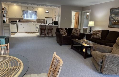 Maryland House | Serenity Cove - Near all baseball tournaments, swimming, fishing, fire pit