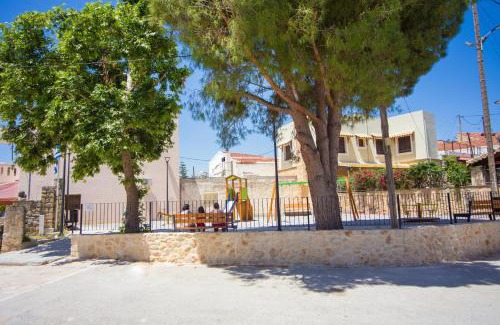 Monopari House | Serenity In Gonia