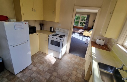 Punakaiki Cottage | Serenity in Punakaiki - Free wifi