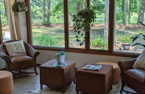 Locustville House | Serenity on the Pond