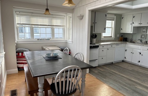 Green Harbor-Cedar Crest House | Serenity on the shore! Your seaside retreat awaits!