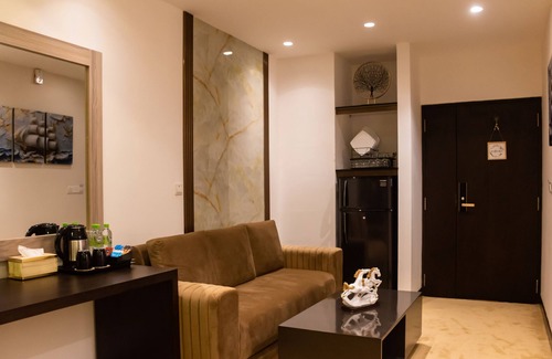 Daluwakotuwa Apartment | Serenity Studio Apartment Negombo