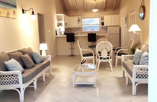 Thombury Hill Condo | Serenity Suite- 5 mins to Oistins/Miami beach