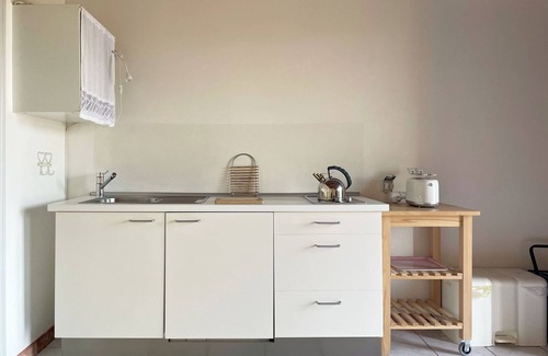 Riparbella Apartment | Serra Destri, 1-room apt. in country house, pool, panoramic, view to sea, relax