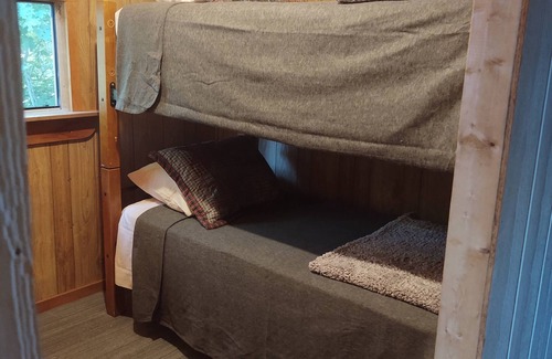 Sault Ste. Marie Cabin | Serry Summer Kamp on Waterfront Property