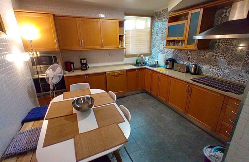 Faulha Villa | Sesimbra Charming Pool Duplex BBK & Garden