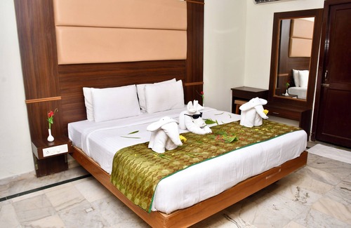 Kumbakonam Hotel | SET RESIDENCY