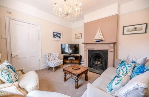 Aldeburgh House | Settled In, Aldeburgh
