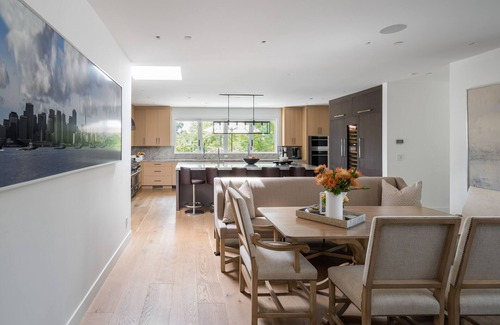 Eldridge House | SEVEN KING SUITES - Tennis, Volleyball, Bocce, Croquet, 60-foot Saltwater Pooln