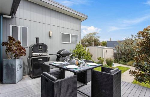 Seven Mile Beach House | Seven Mile Beach House - Surf, Hike, Golf