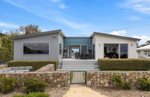 Seven Mile Beach House | Seven Mile Beach House - Surf, Hike, Golf