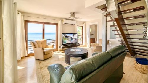 Northwest Point House | Seven Mile View Condo #1
