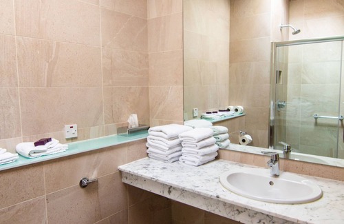 Carlow Hotel | Seven Oaks Hotel