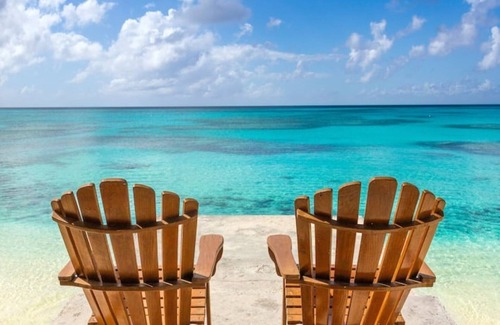 Cockburn Town House | Seven Seas Grand-Turk - Island home New Rental !