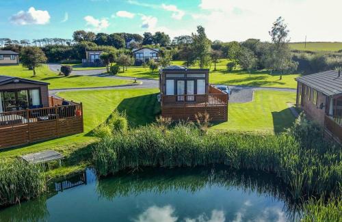 Llansantffraed Resort | Seven Springs
