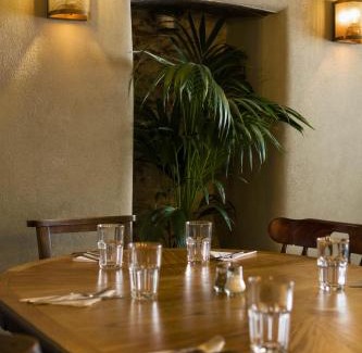 Mabe Hotel | Seven Stars Penryn