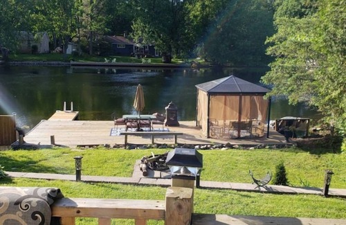 Severn Bridge Cottage | Severn River Serenity: Pet Friendly Family Cottage